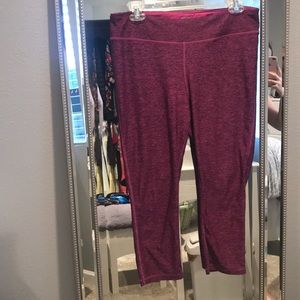 Cascade Sports cropped leggings
